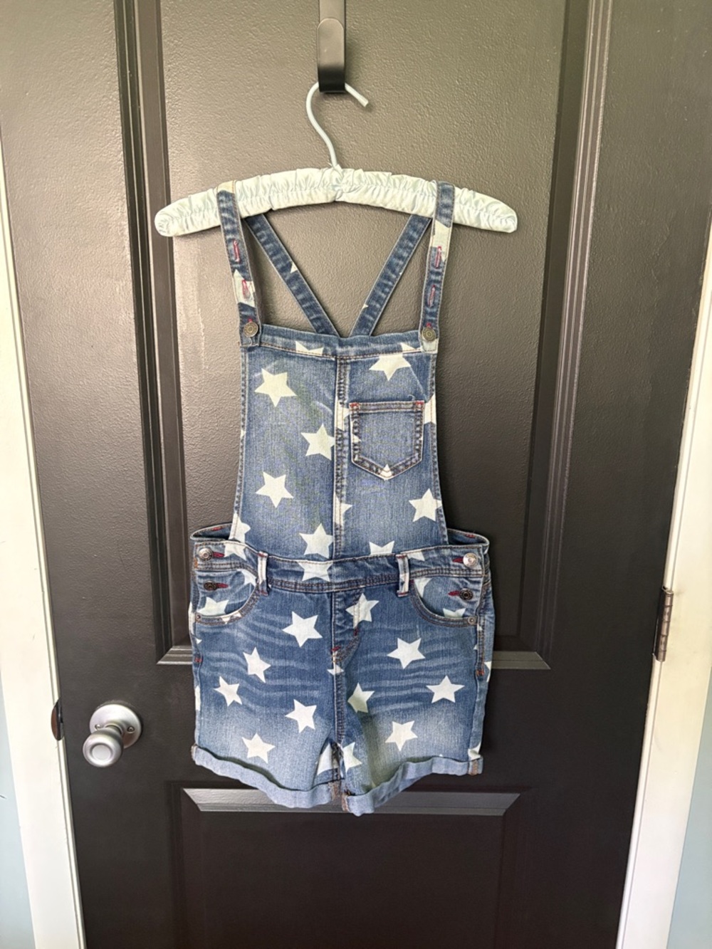 Cat & Jack denim star print overall shorts large 10/12